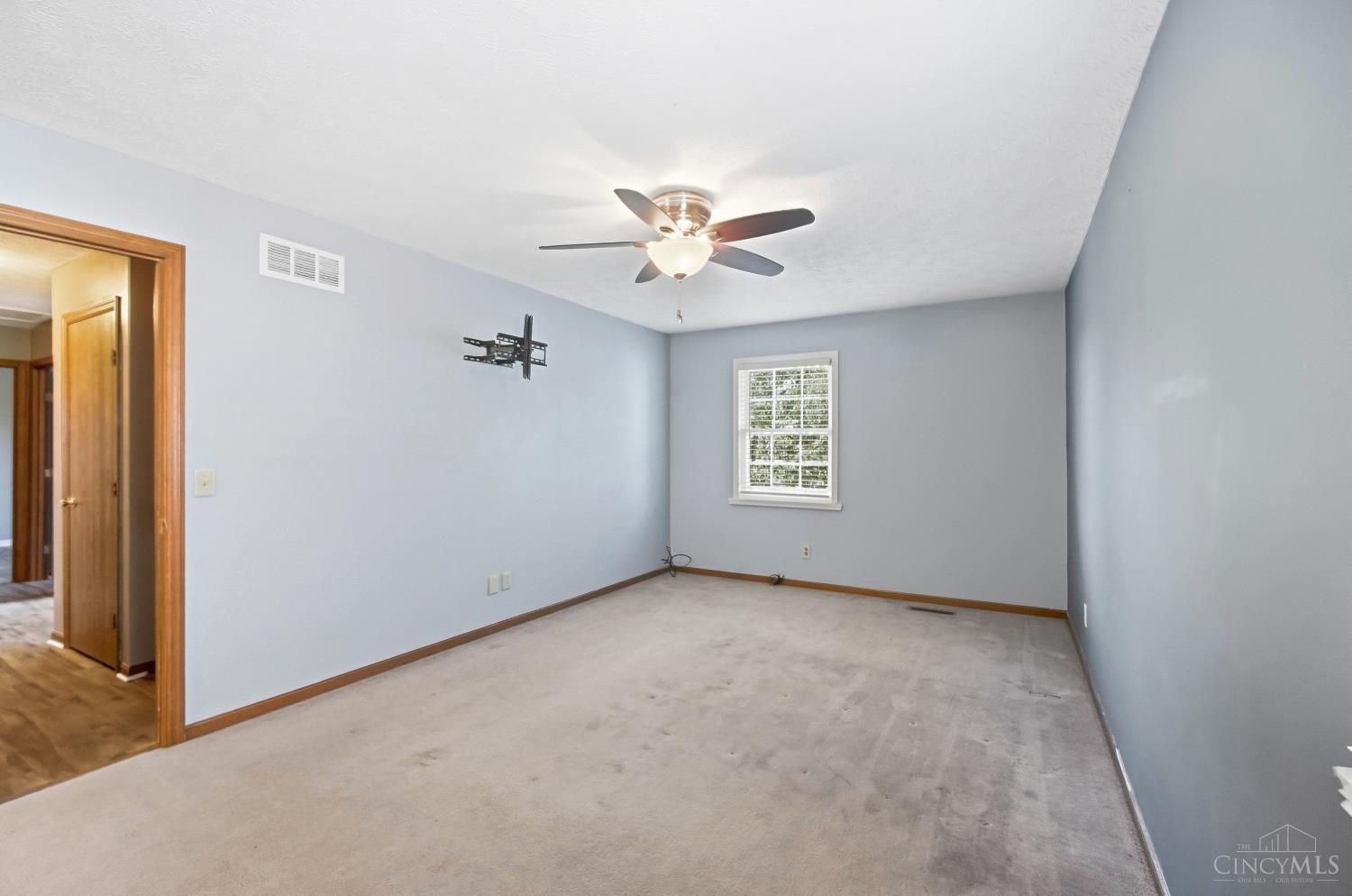 115 Martha Lane Property Photo 38