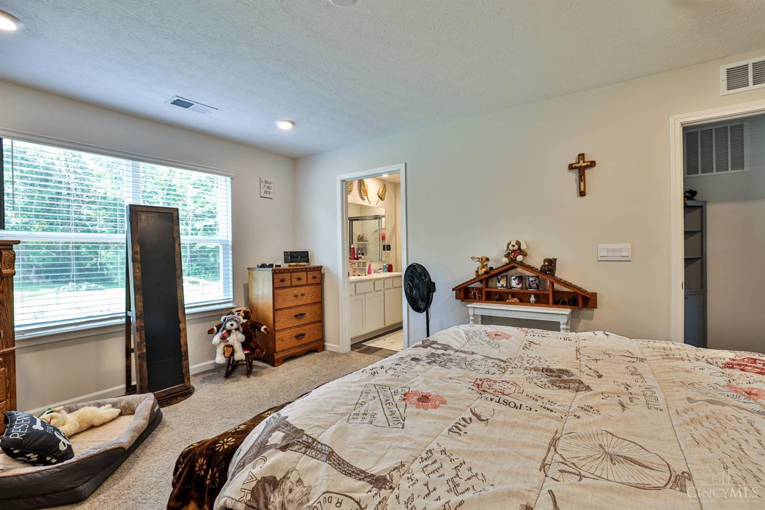 110 River Heights Drive Property Photo 19