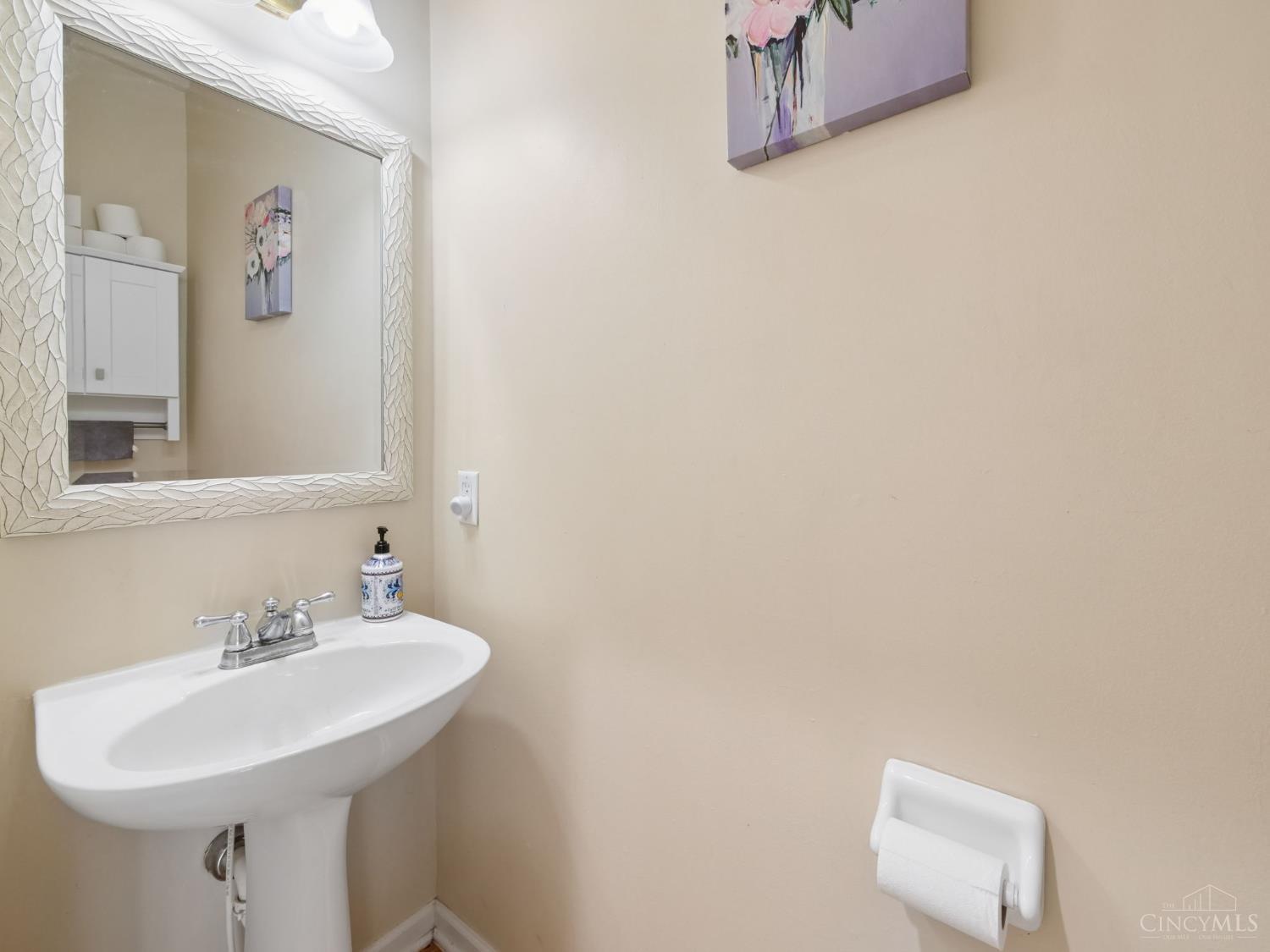 8200 Vadith Court Property Photo 28
