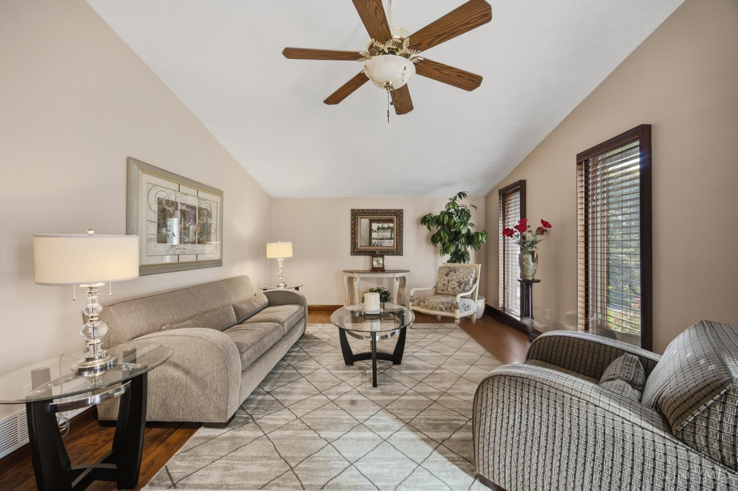 1774 Nw Washington Boulevard Property Photo 10