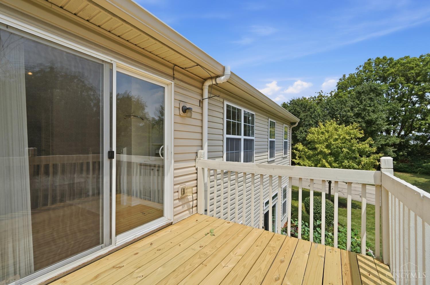 3663 Thorngate Drive Property Photo 11