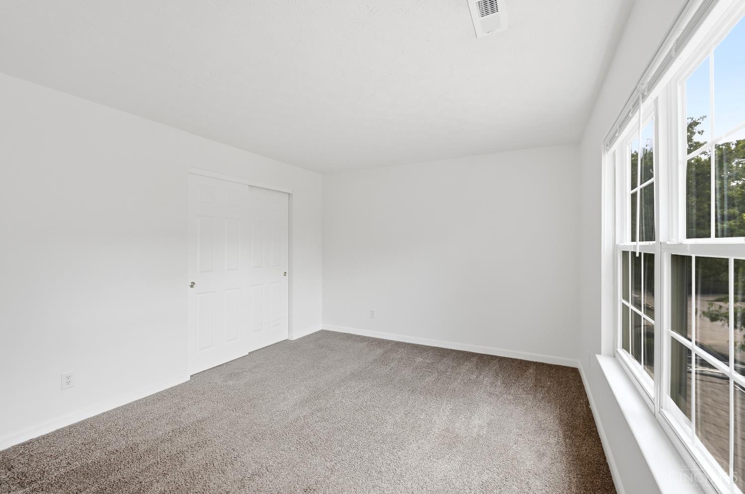 3663 Thorngate Drive Property Photo 28