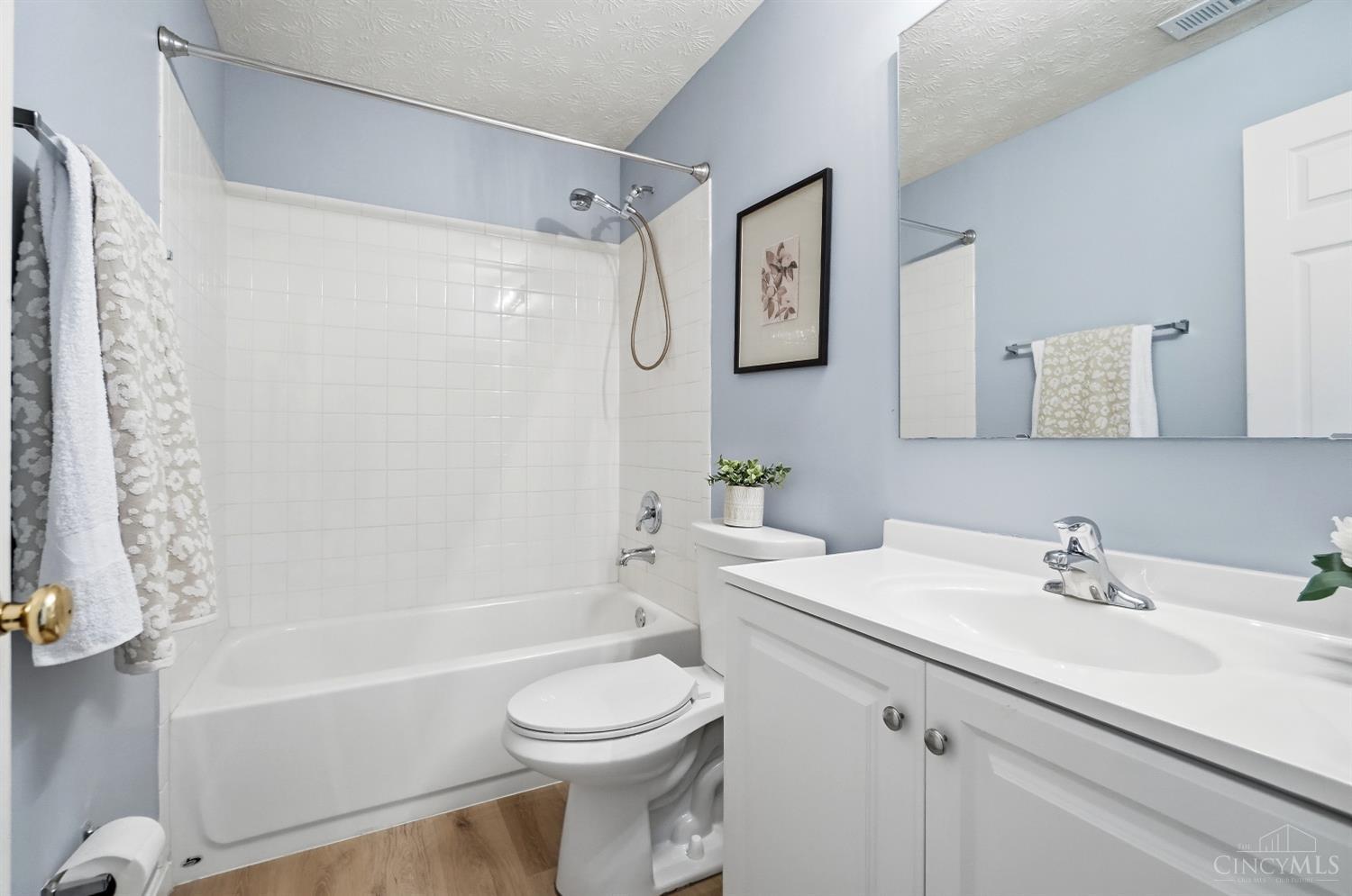 3663 Thorngate Drive Property Photo 30