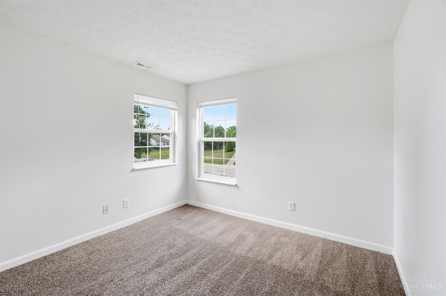3663 Thorngate Drive Property Photo 35