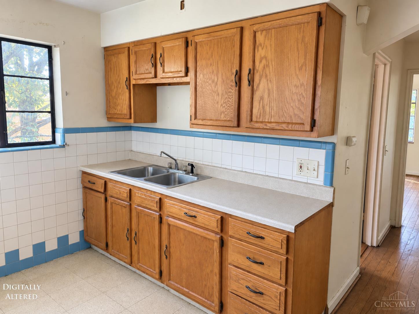 4419 Ridgeview Avenue Property Photo 3