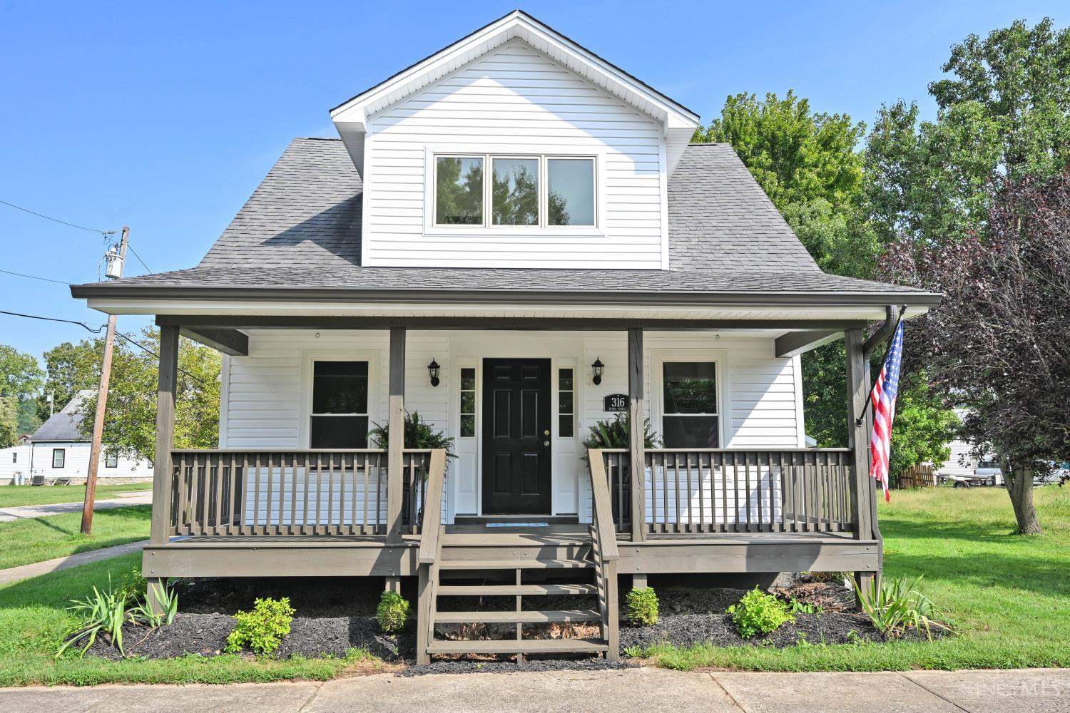 316 Third Street Property Photo 1