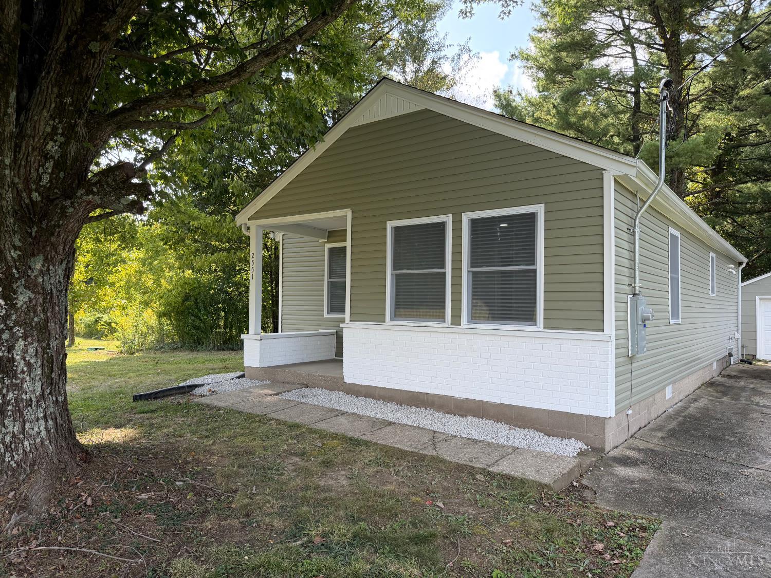 2551 Moore Road Property Photo 33