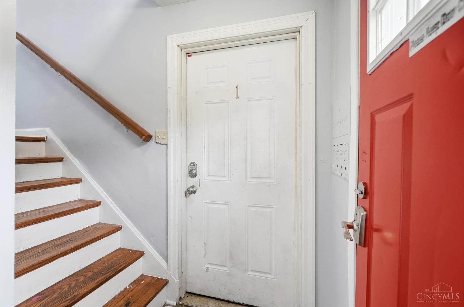 3065 Bracken Woods Lane Property Photo 7