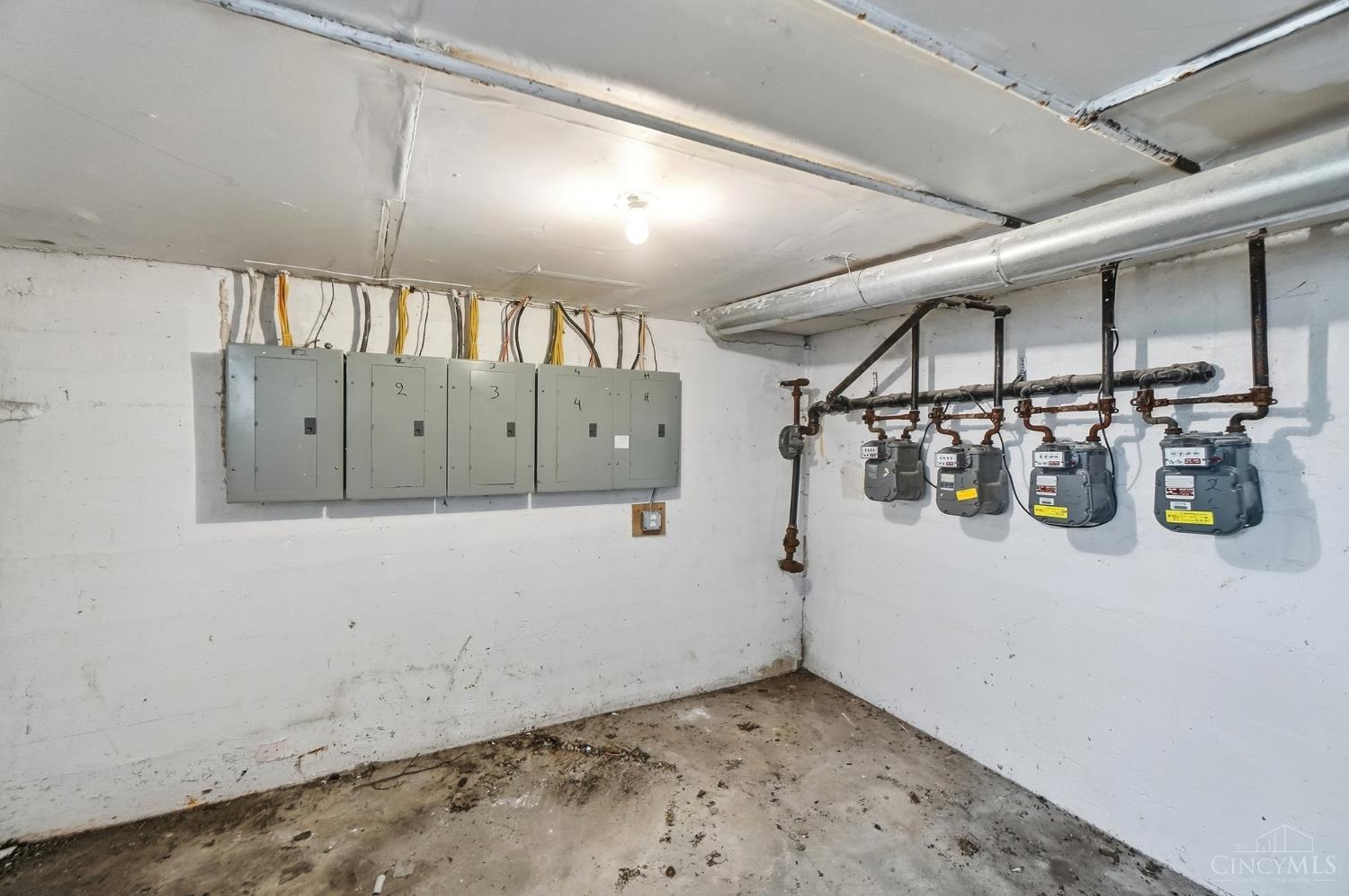 3065 Bracken Woods Lane Property Photo 32