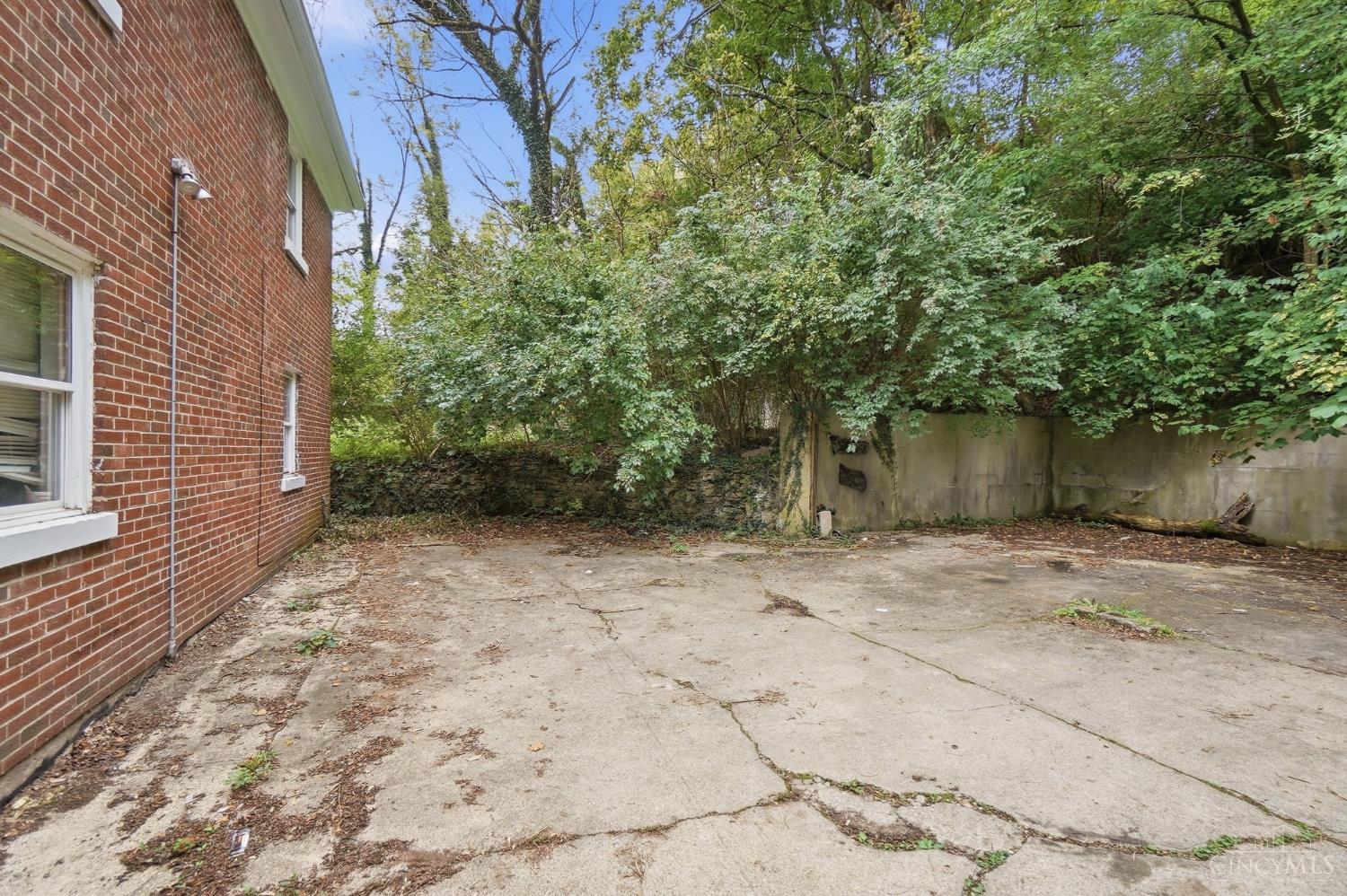 3065 Bracken Woods Lane Property Photo 38