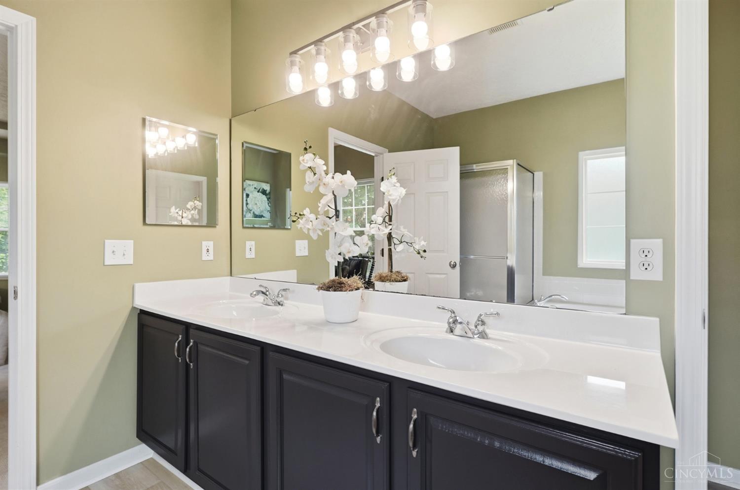 9135 Cedar Gate Drive Property Photo 41