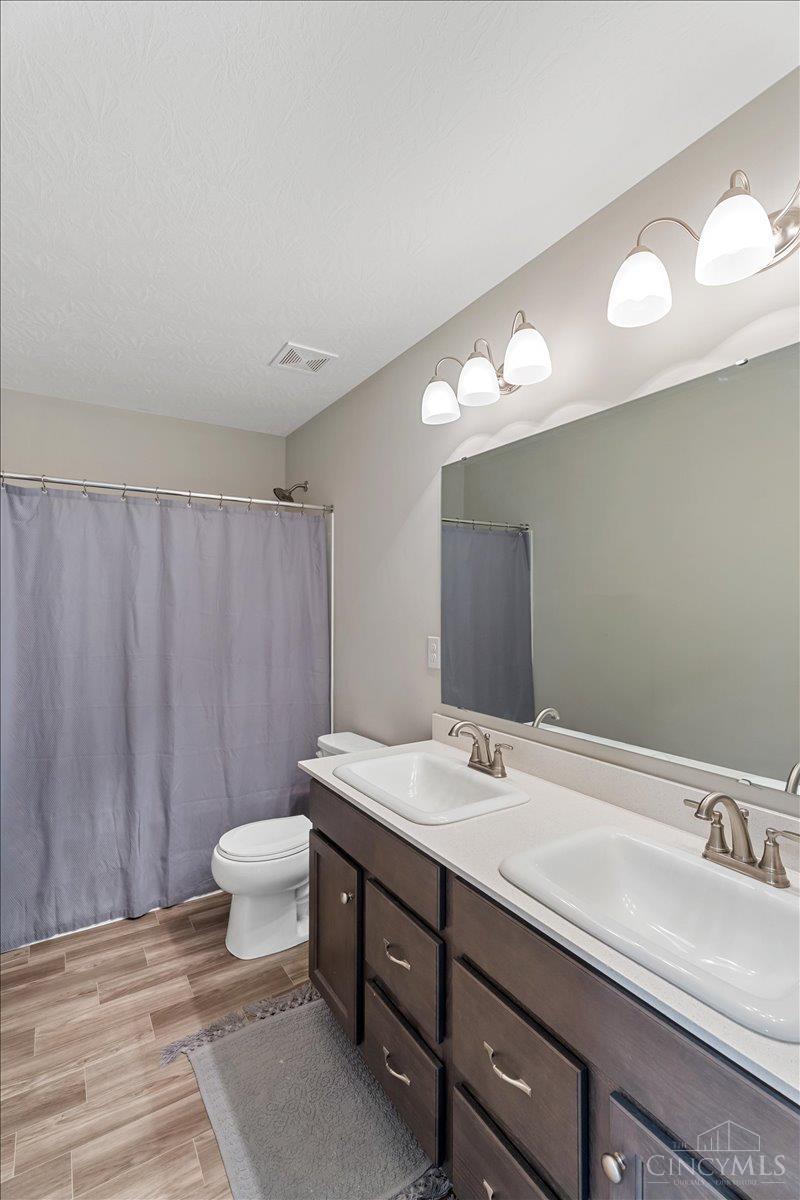 8533 Sweetbay Circle Property Photo 34