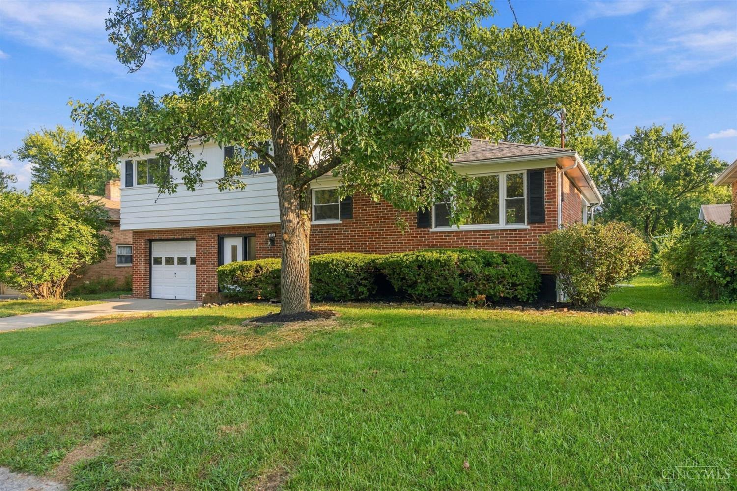 708 Danvers Drive Property Photo 2