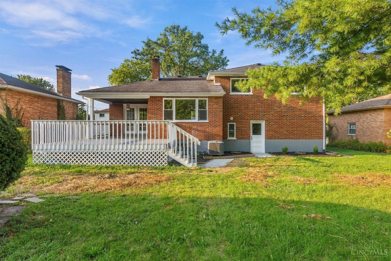 708 Danvers Drive Property Photo 11