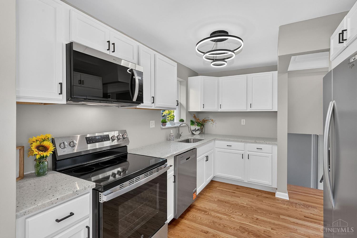 708 Danvers Drive Property Photo 14