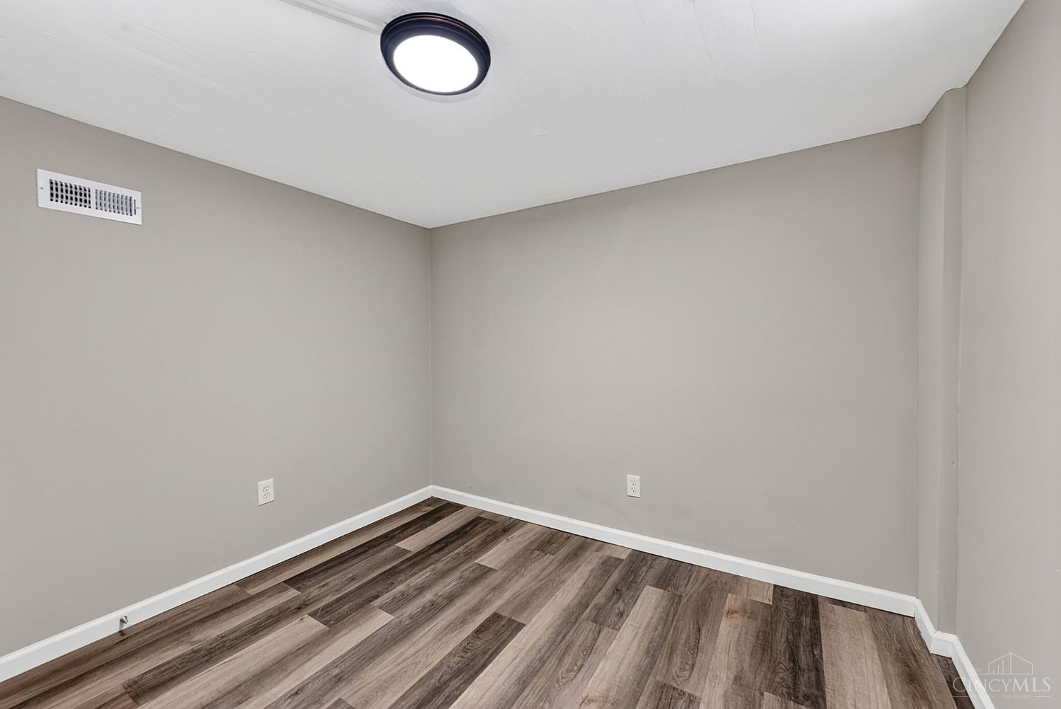 708 Danvers Drive Property Photo 31
