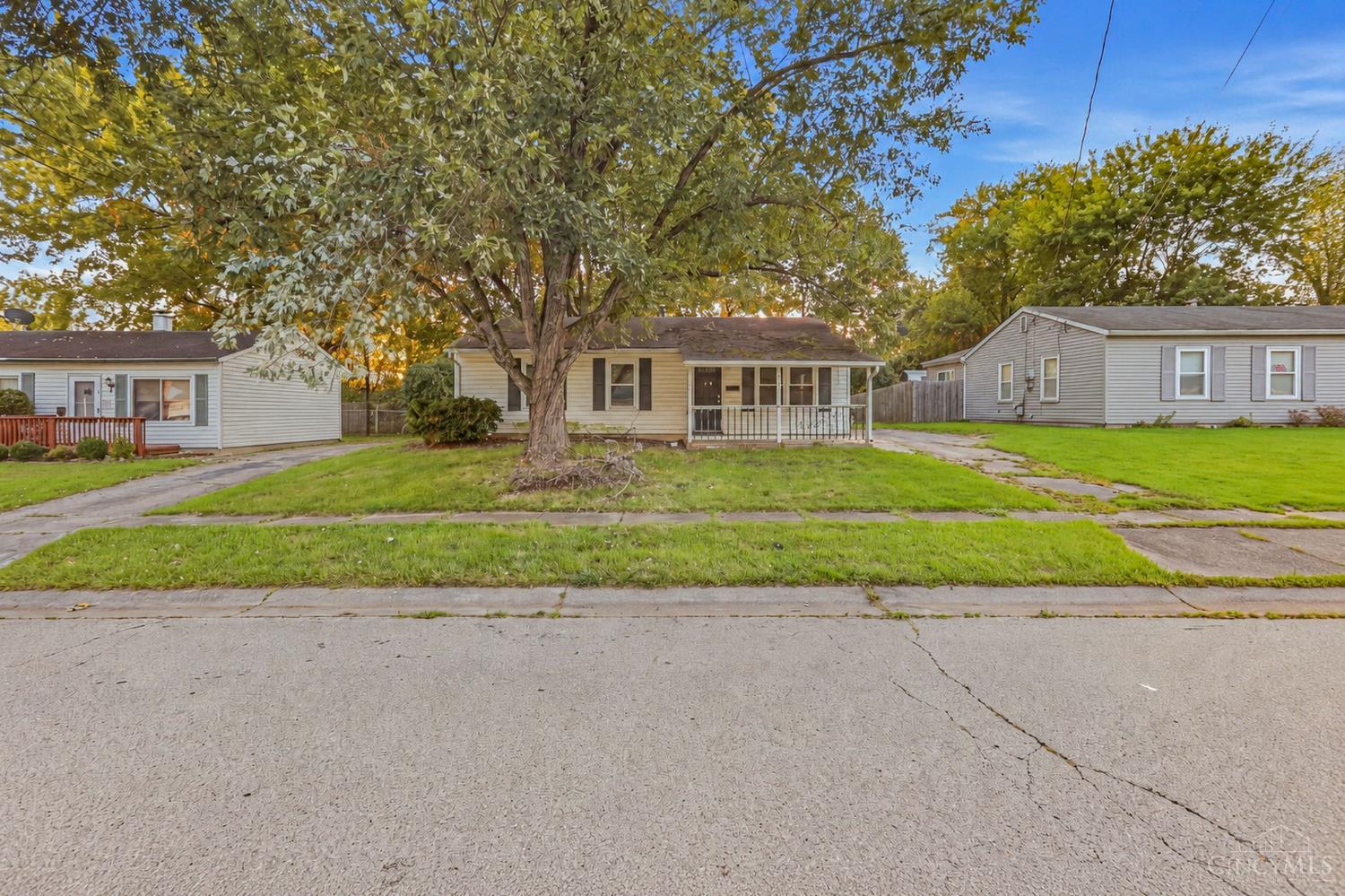 9757 Gibralter Drive Property Photo 1