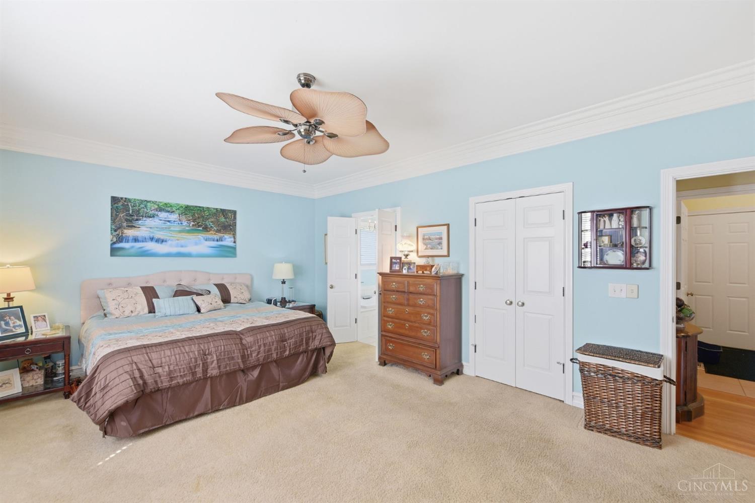 6955 Hunters Close Property Photo 30
