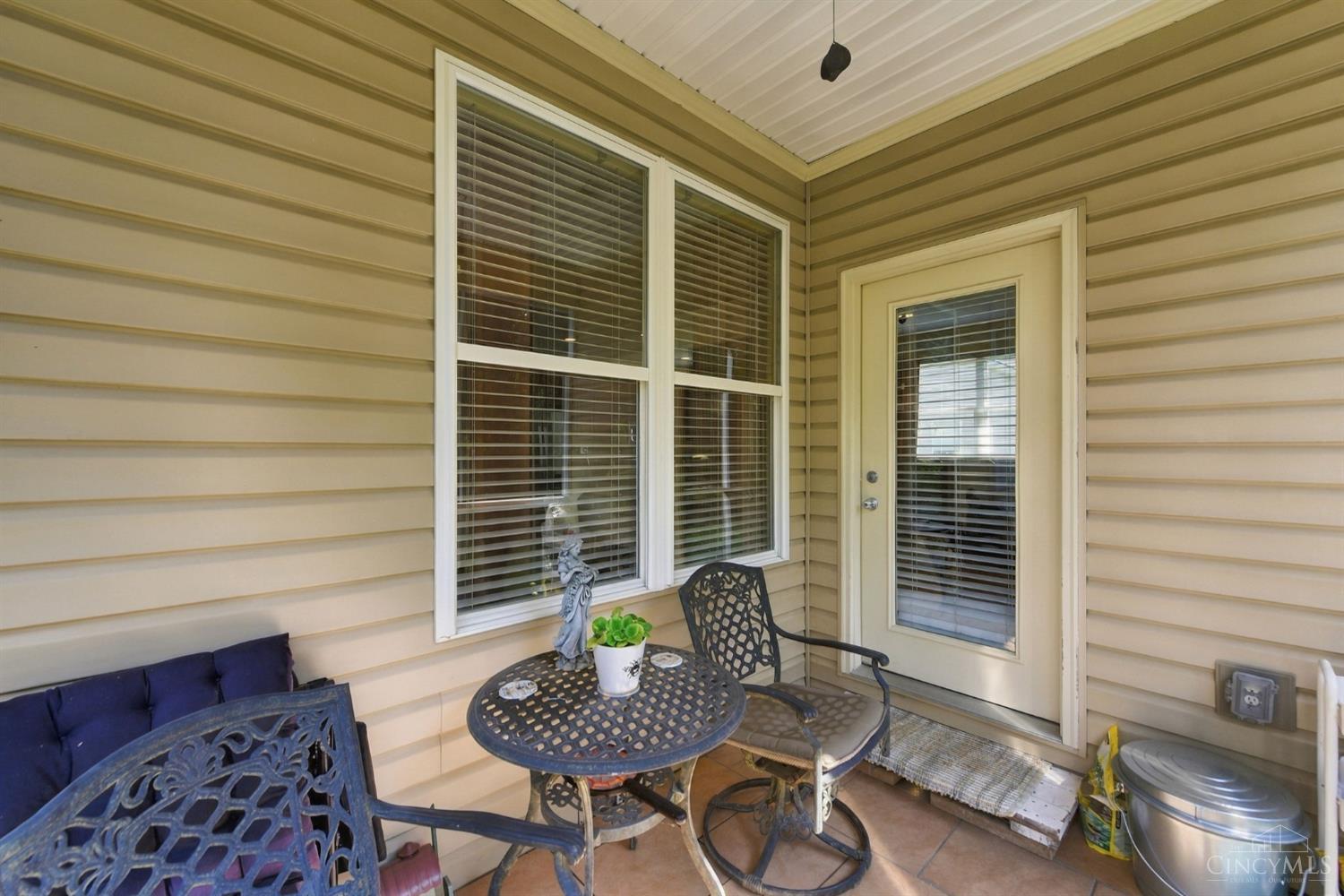 6955 Hunters Close Property Photo 47