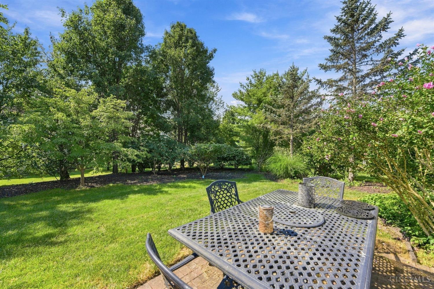 6955 Hunters Close Property Photo 48