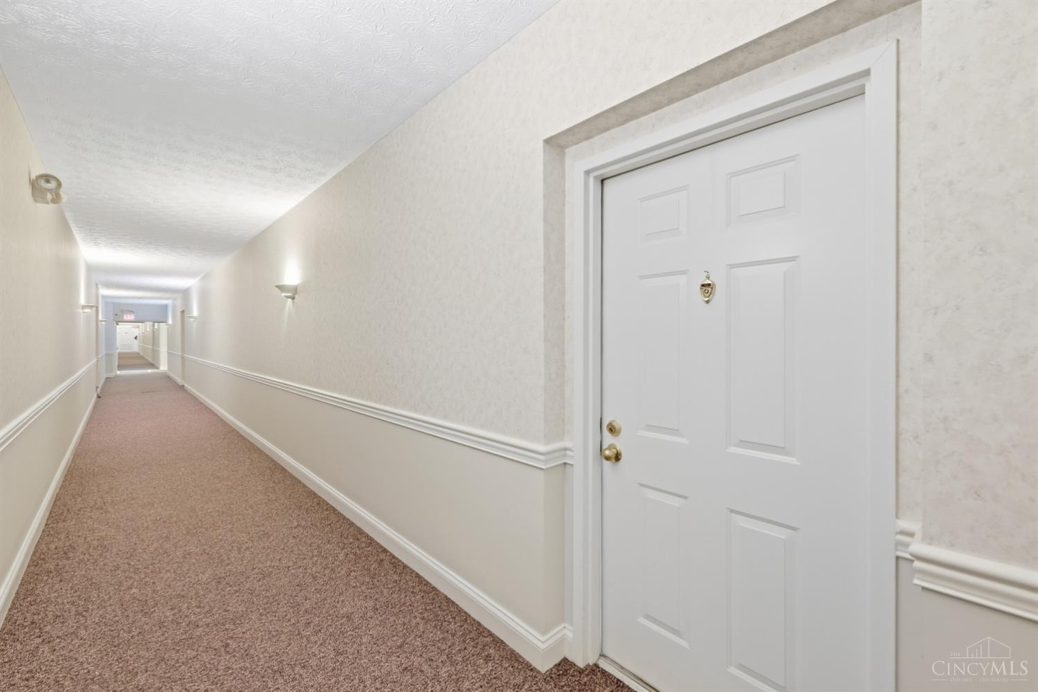 7343 Ridgepoint Drive Property Photo 2