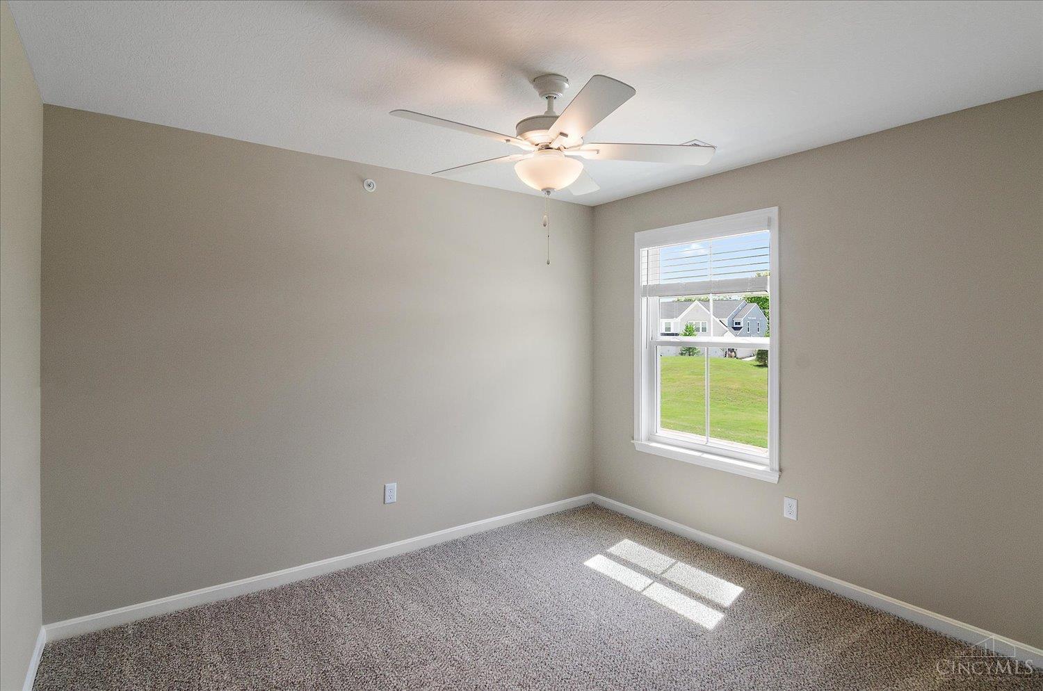 491 Greendell Bend Property Photo 18
