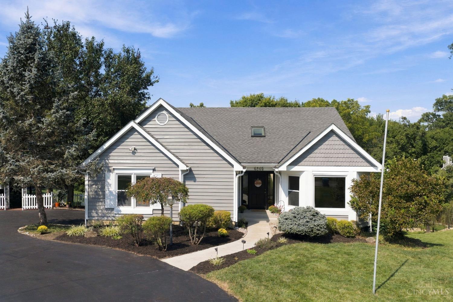 6865 Fox Hill Lane Property Photo 1