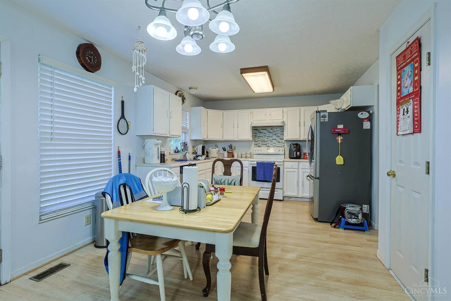 8071 Second Street Property Photo 12