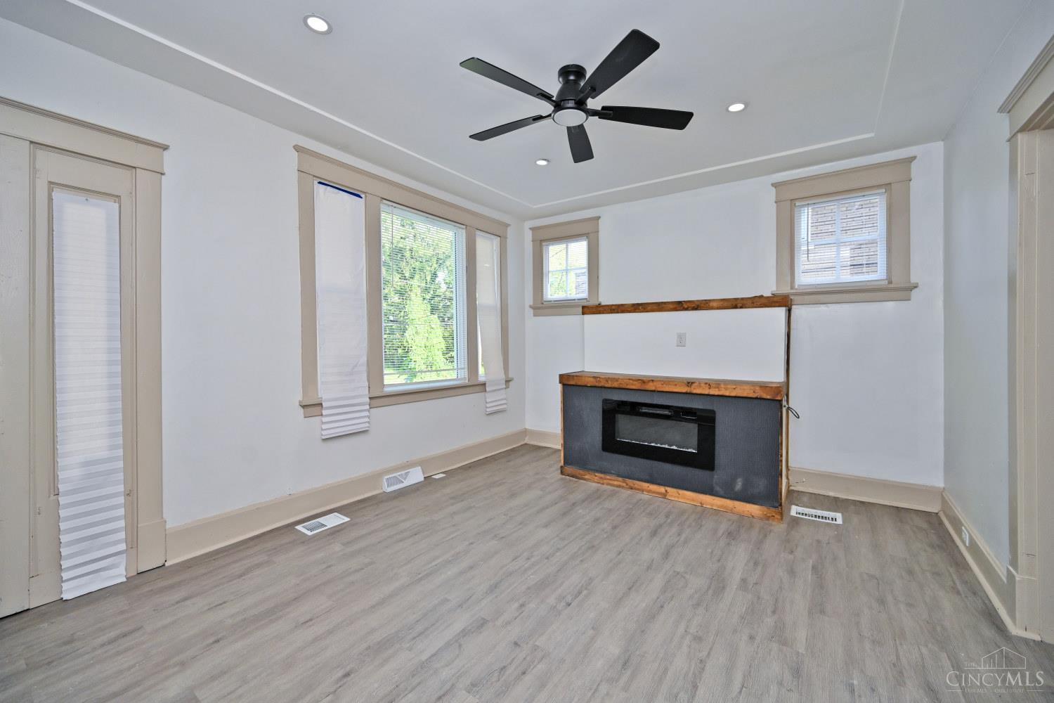 395 Elberon Avenue Property Photo 8