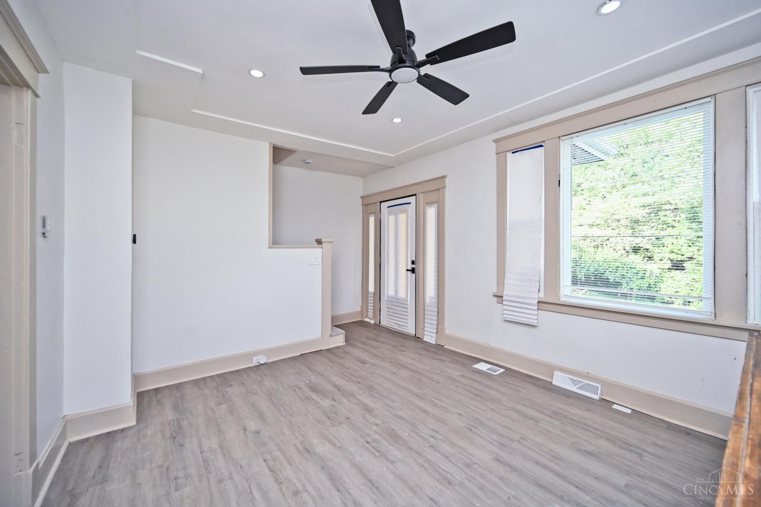 395 Elberon Avenue Property Photo 10