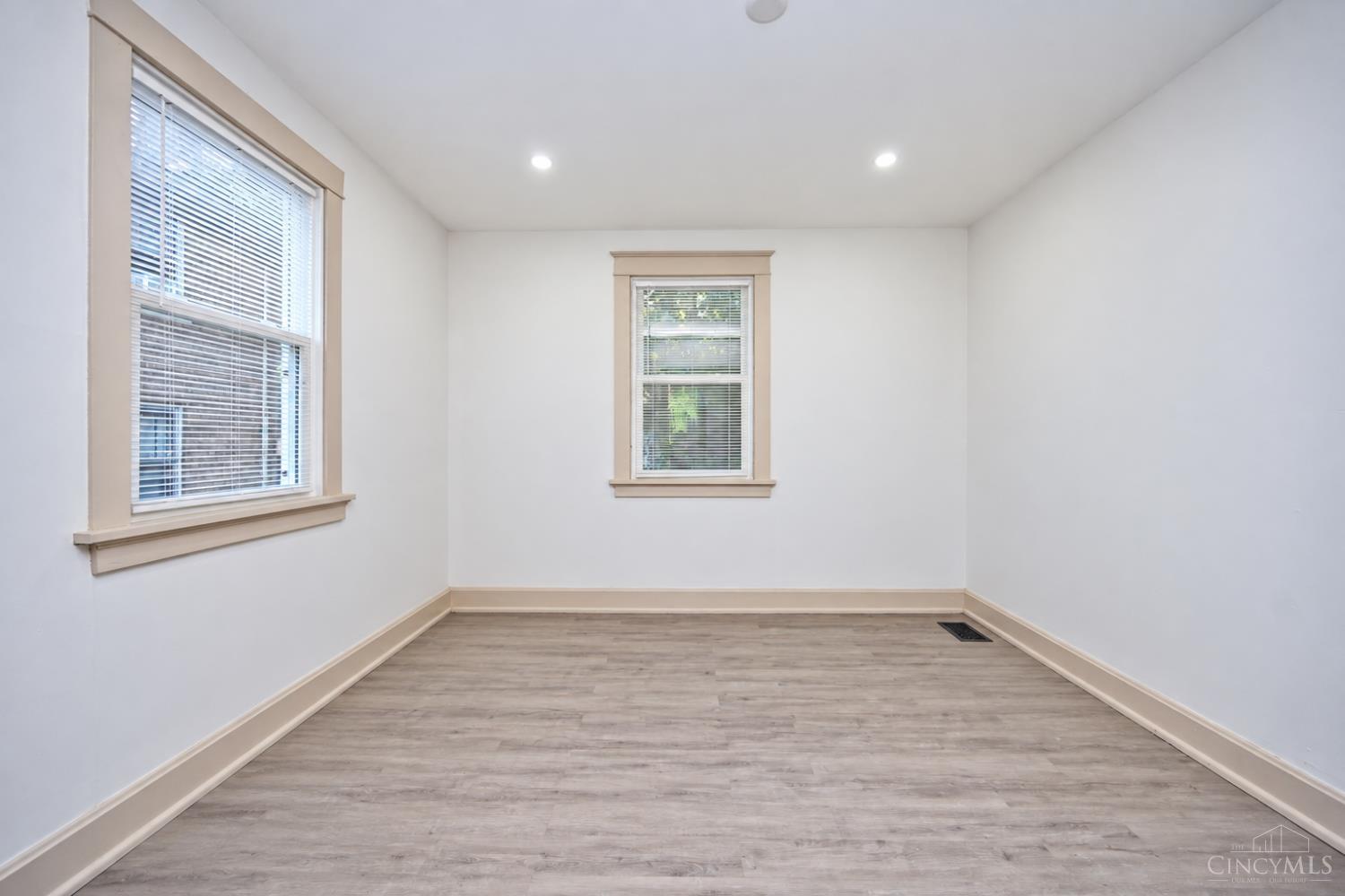 395 Elberon Avenue Property Photo 14