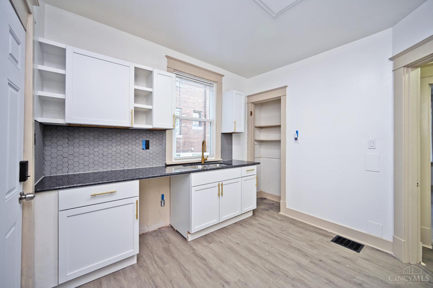 395 Elberon Avenue Property Photo 17