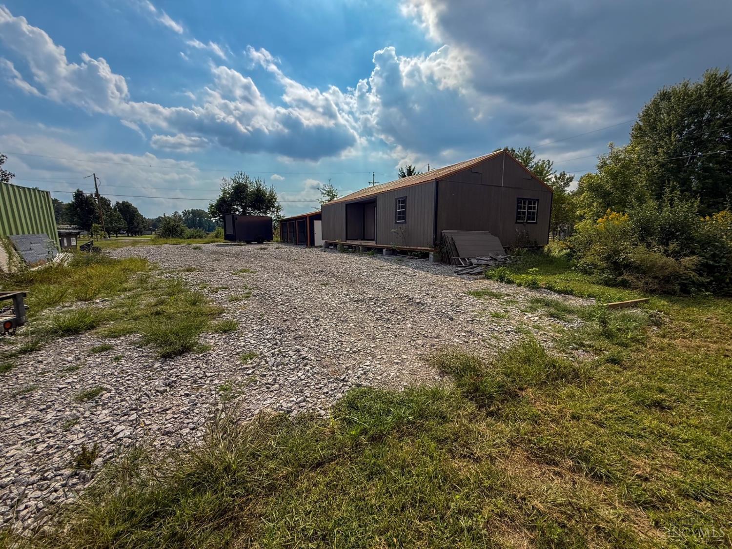 3273 Snider Malott Road Property Photo 2