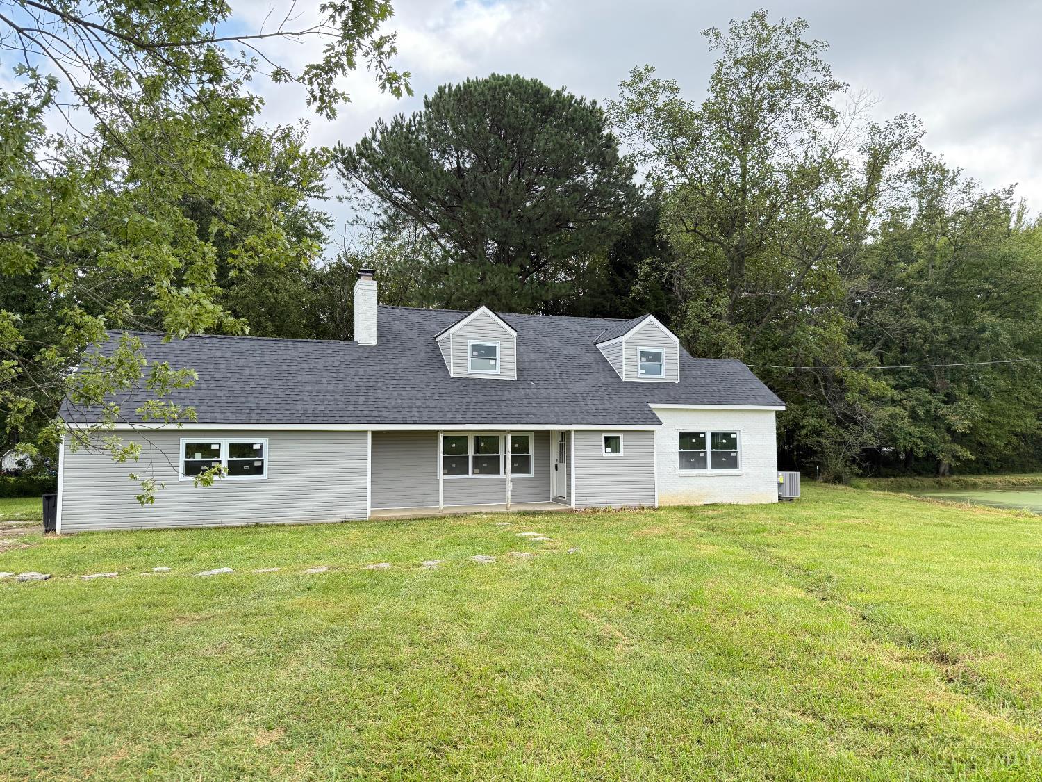 9432 Daugherty Marks Road Property Photo 1