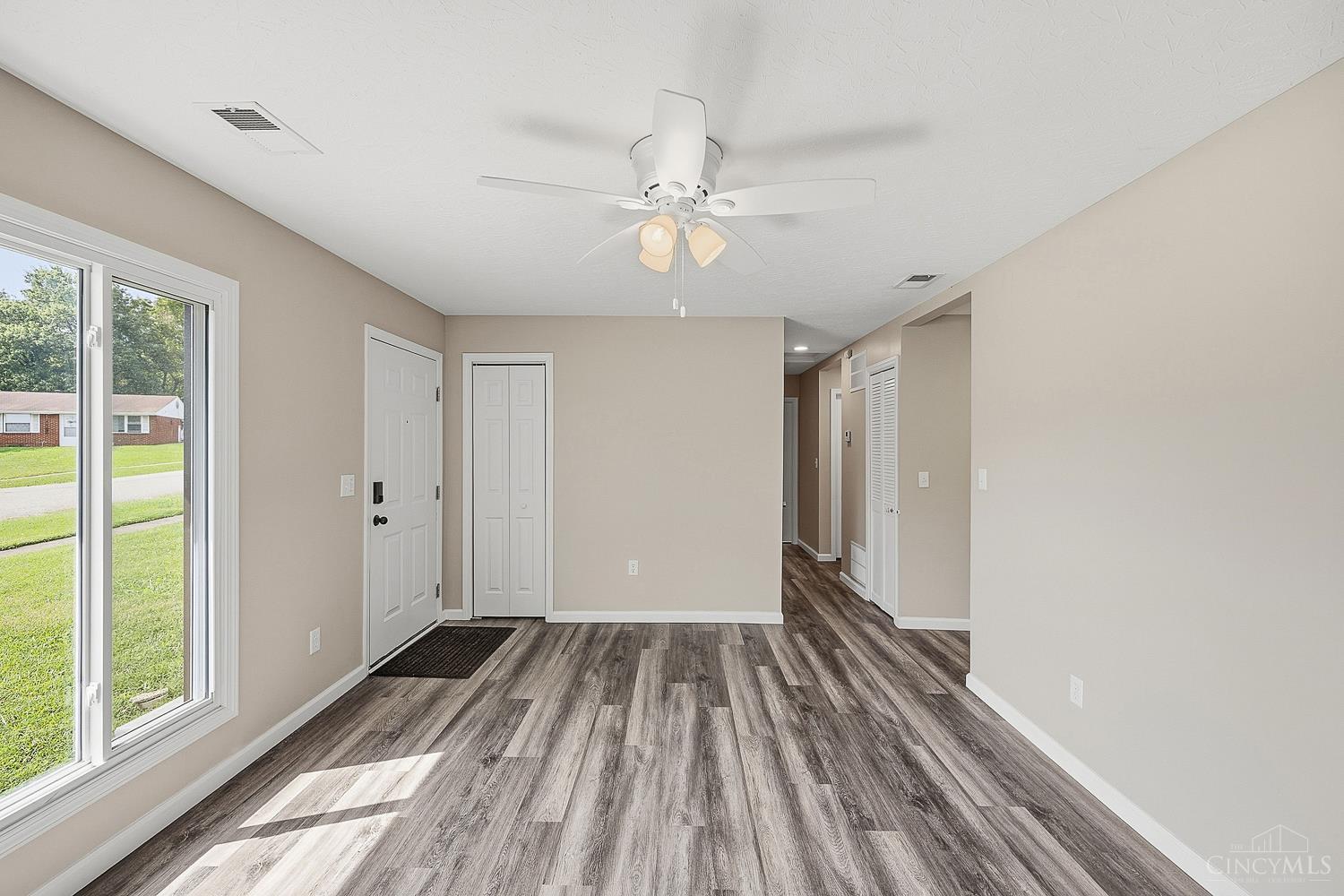 72 Chickasaw Drive Property Photo 4