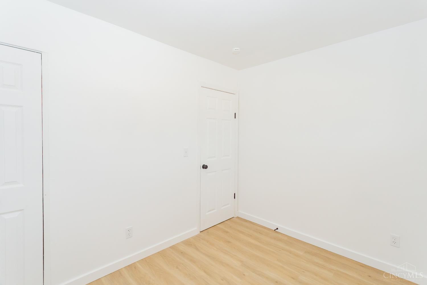 3972 Kenwood Dr Property Photo 24