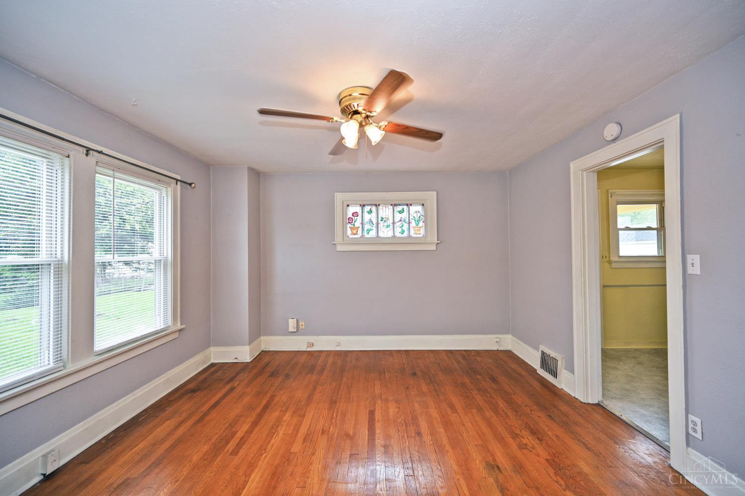1037 Hooven Avenue Property Photo 13