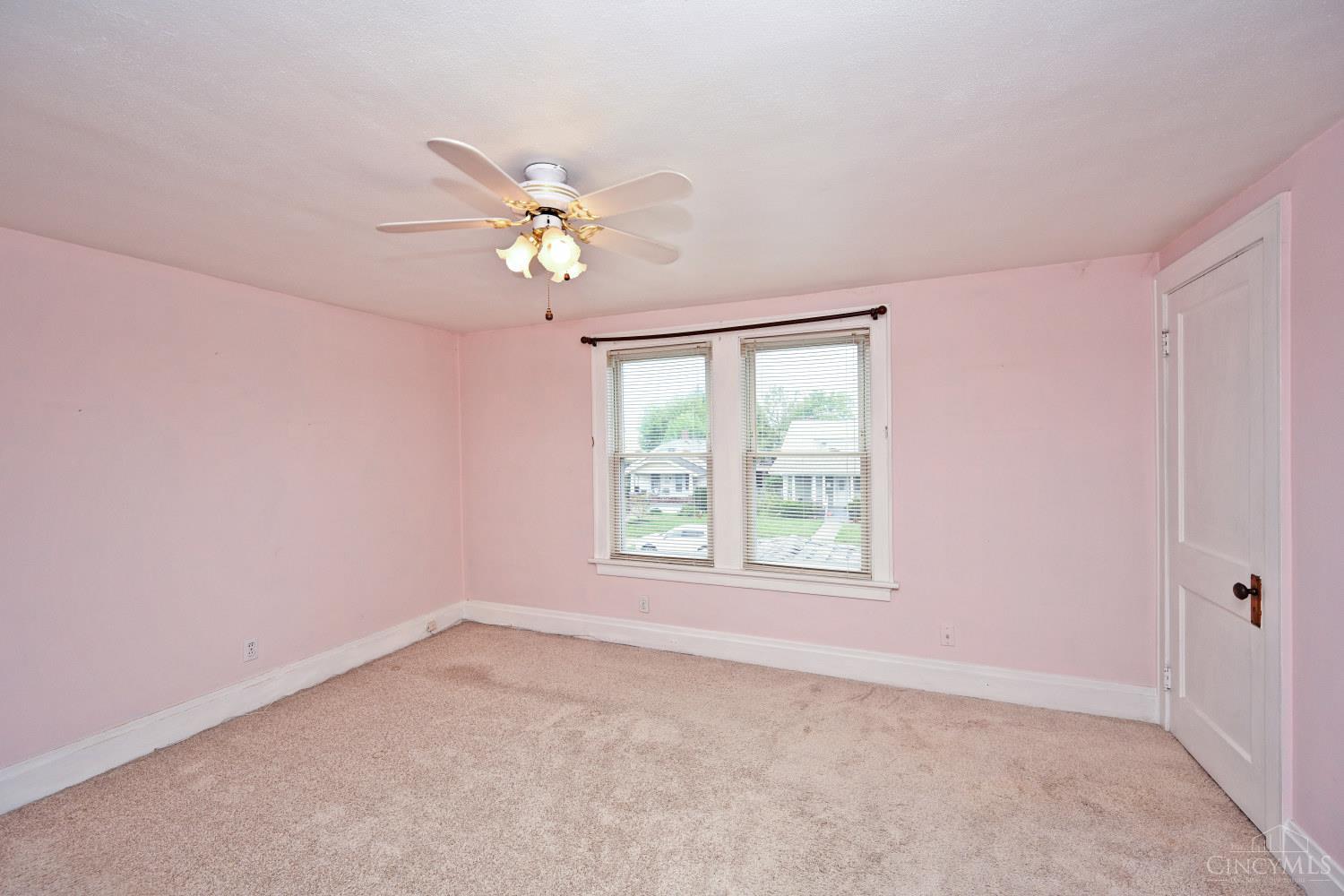 1037 Hooven Avenue Property Photo 19