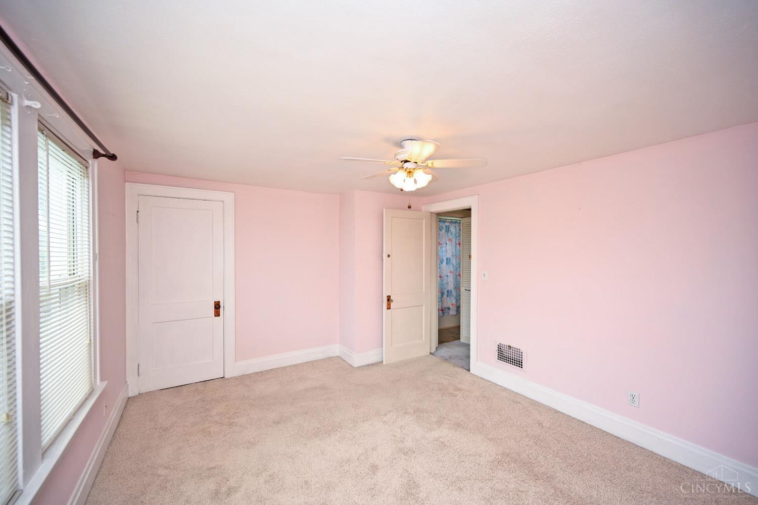 1037 Hooven Avenue Property Photo 20