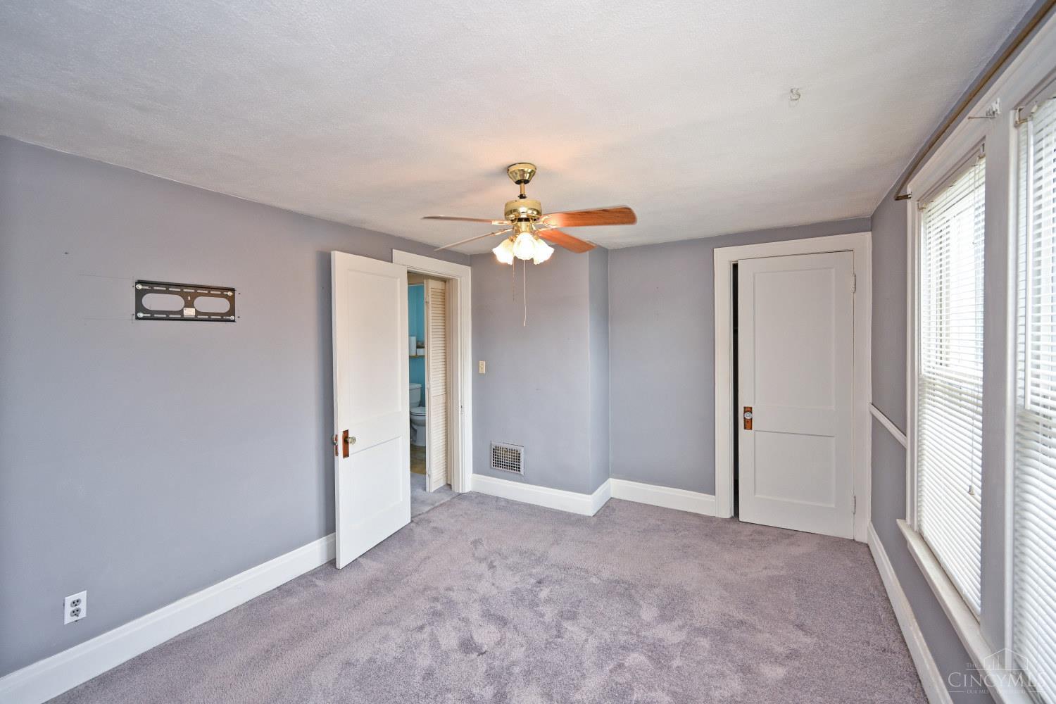 1037 Hooven Avenue Property Photo 24