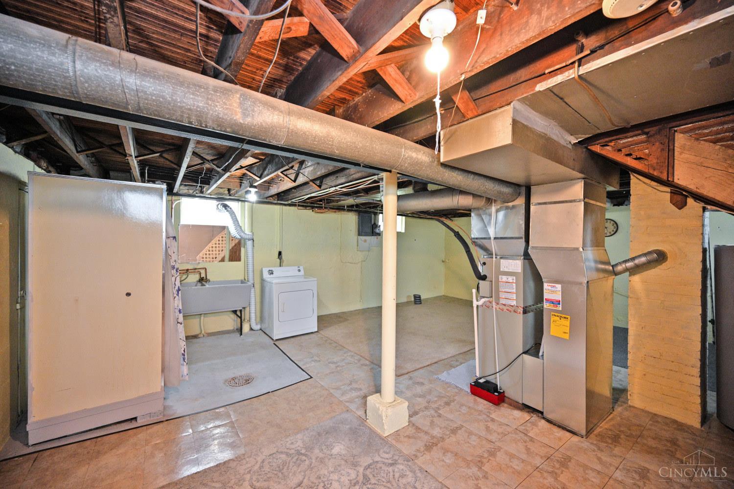 1037 Hooven Avenue Property Photo 25