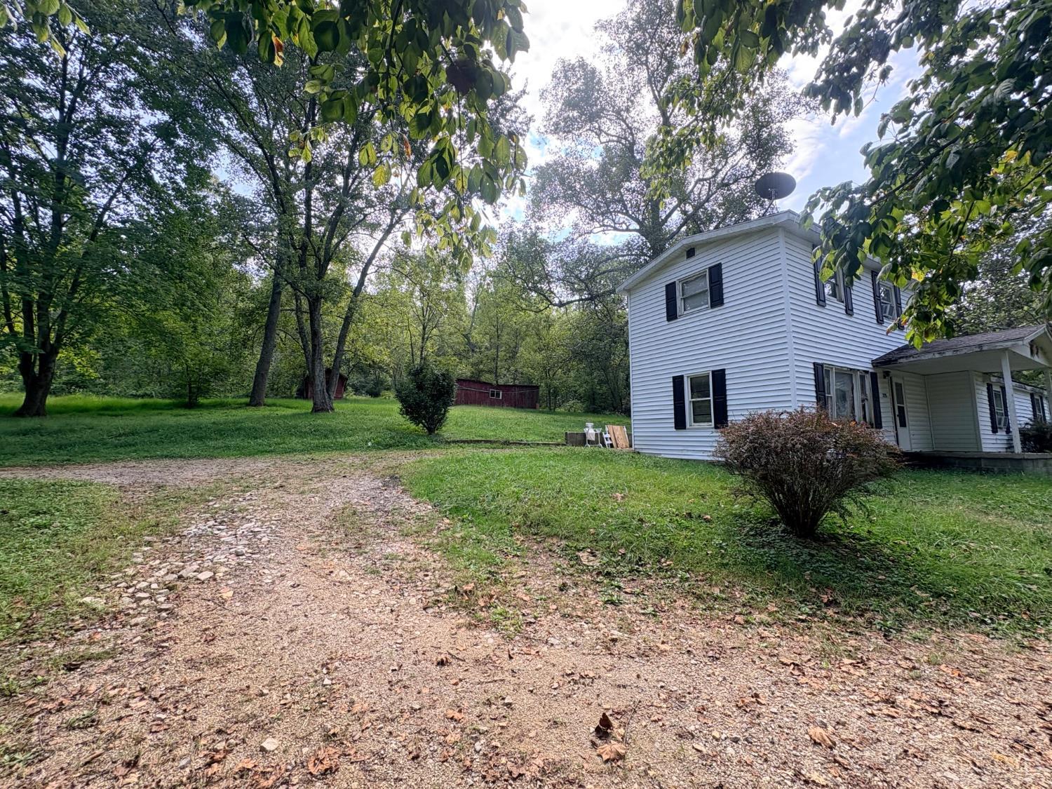 725 Stoney Road Property Photo 4