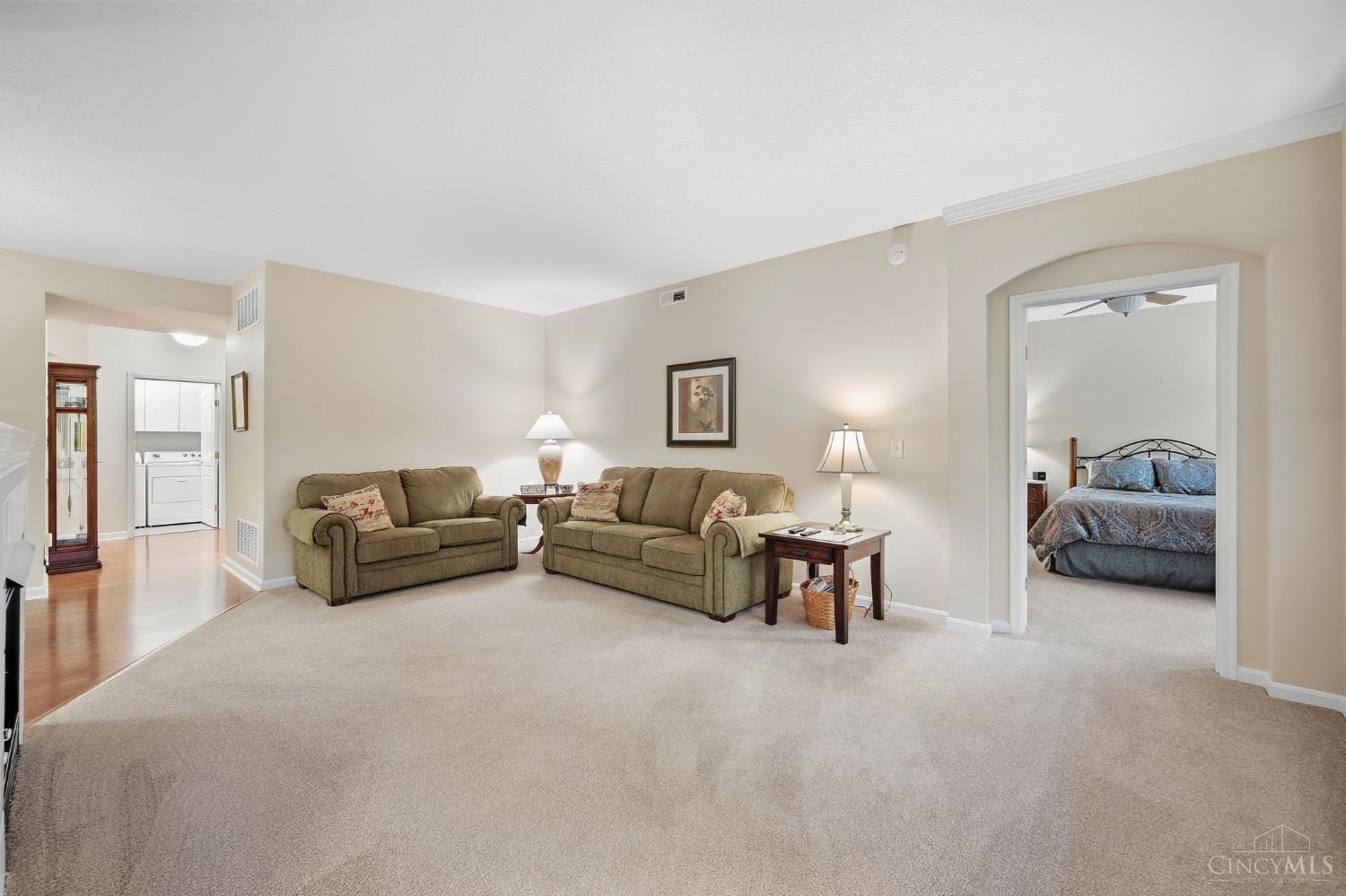 4357 Black Oak Lane Property Photo 5
