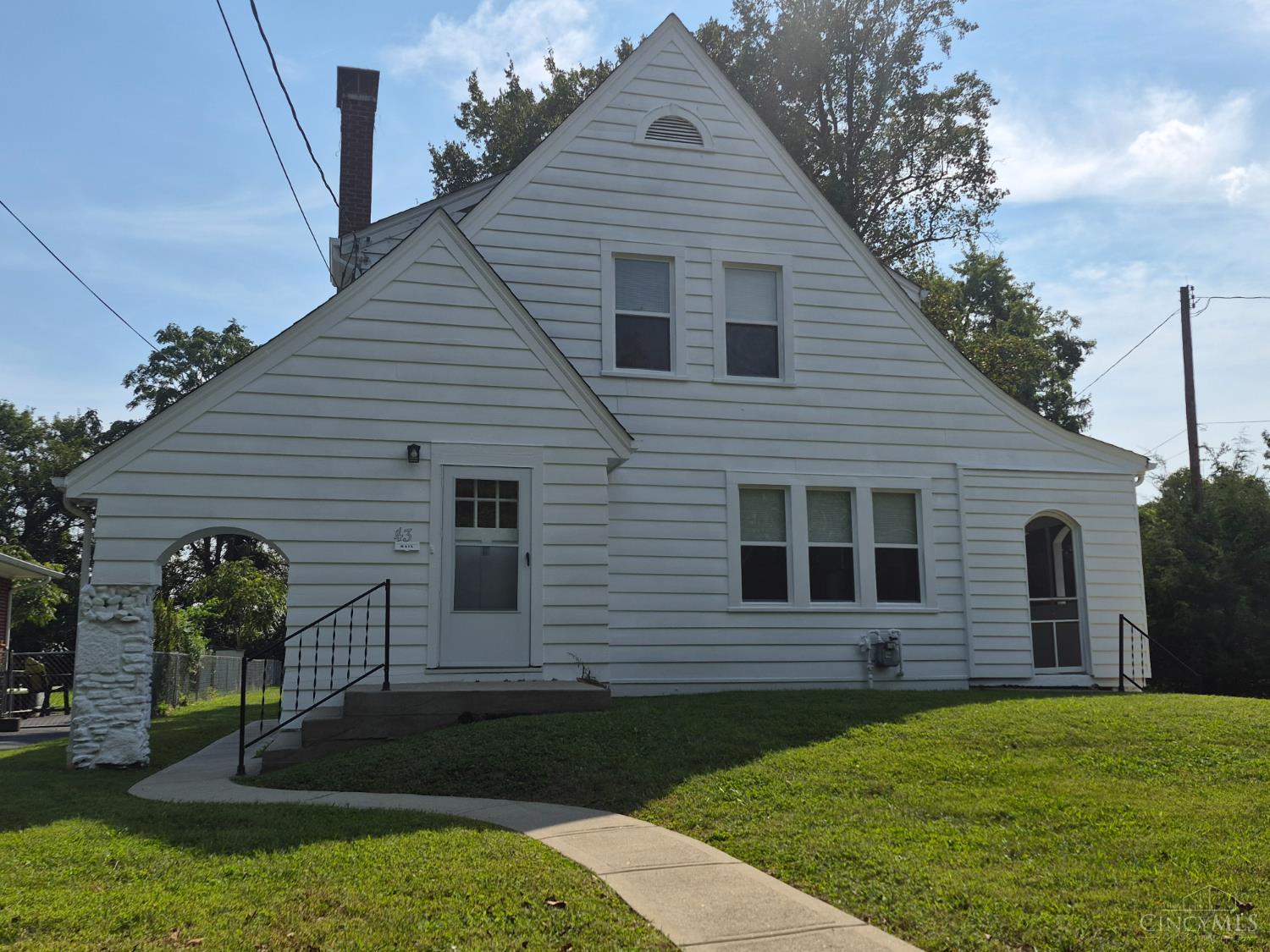 43 Chestnut Avenue Property Photo 1