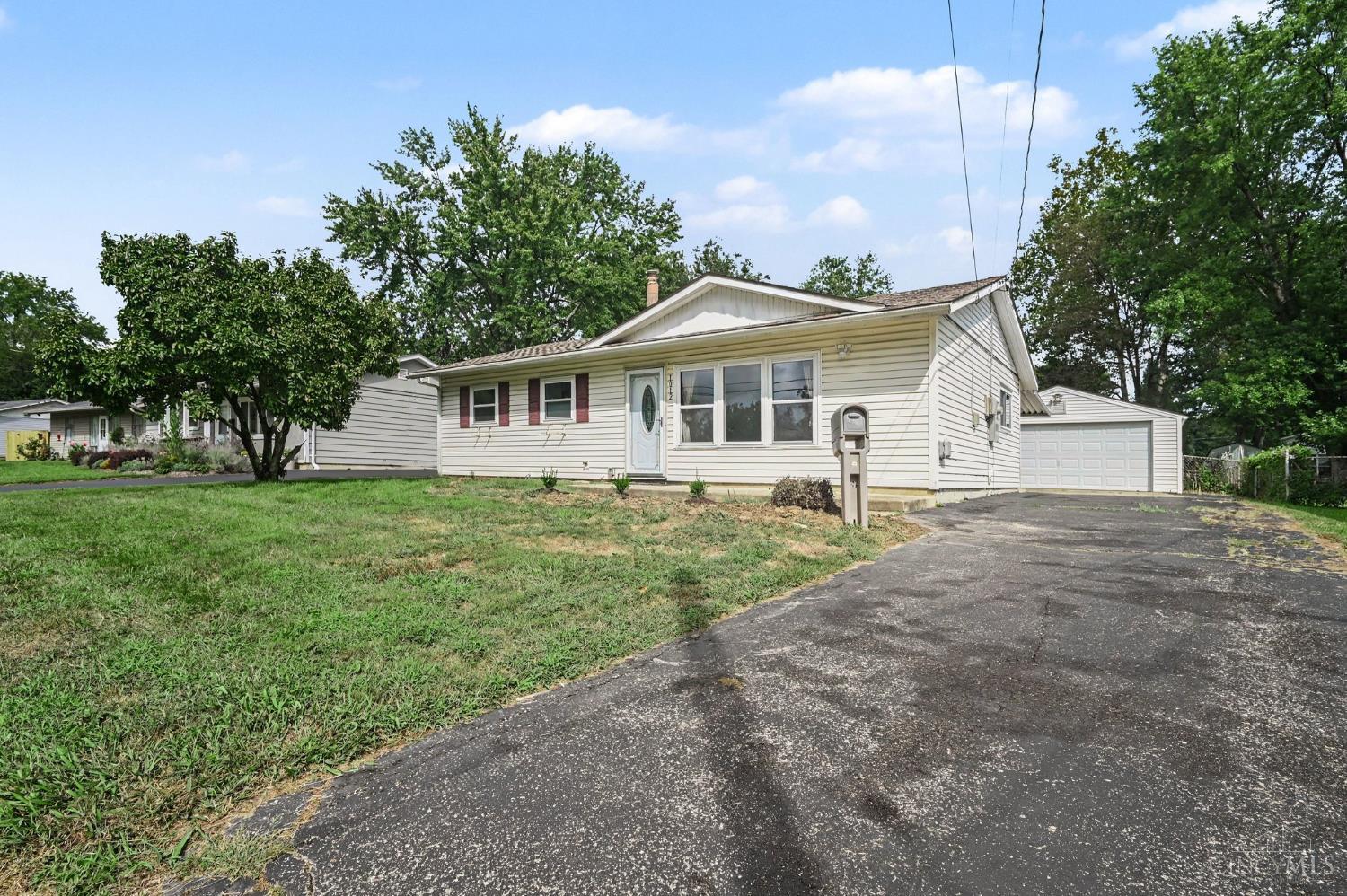 1012 Bellwood Drive Property Photo 1