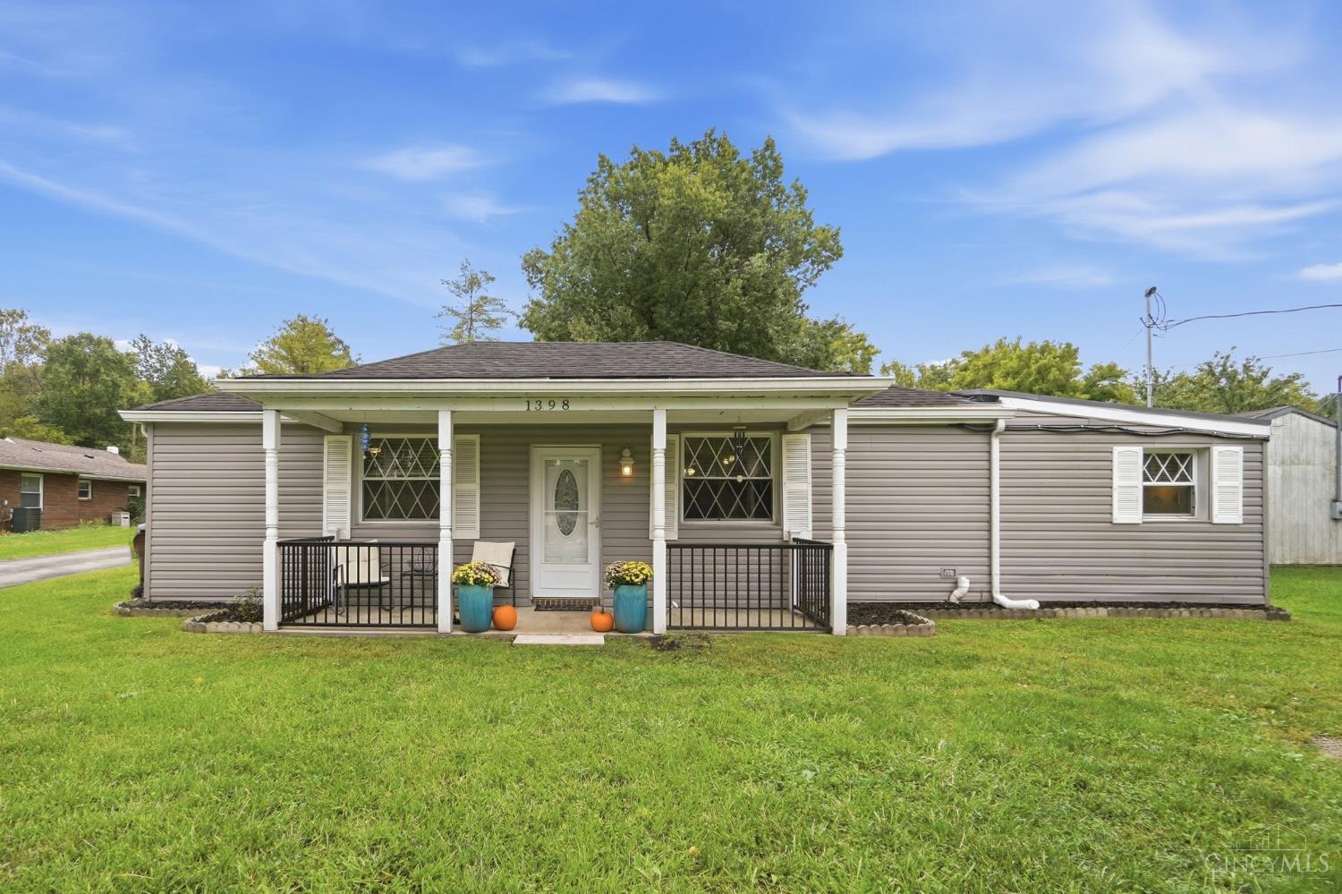 1398 Obannonville Road Property Photo 1