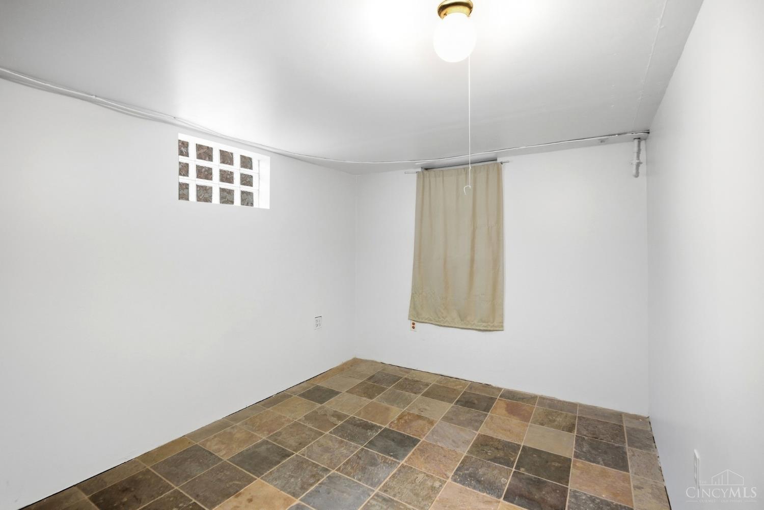 1601 Sutton Avenue Property Photo 32