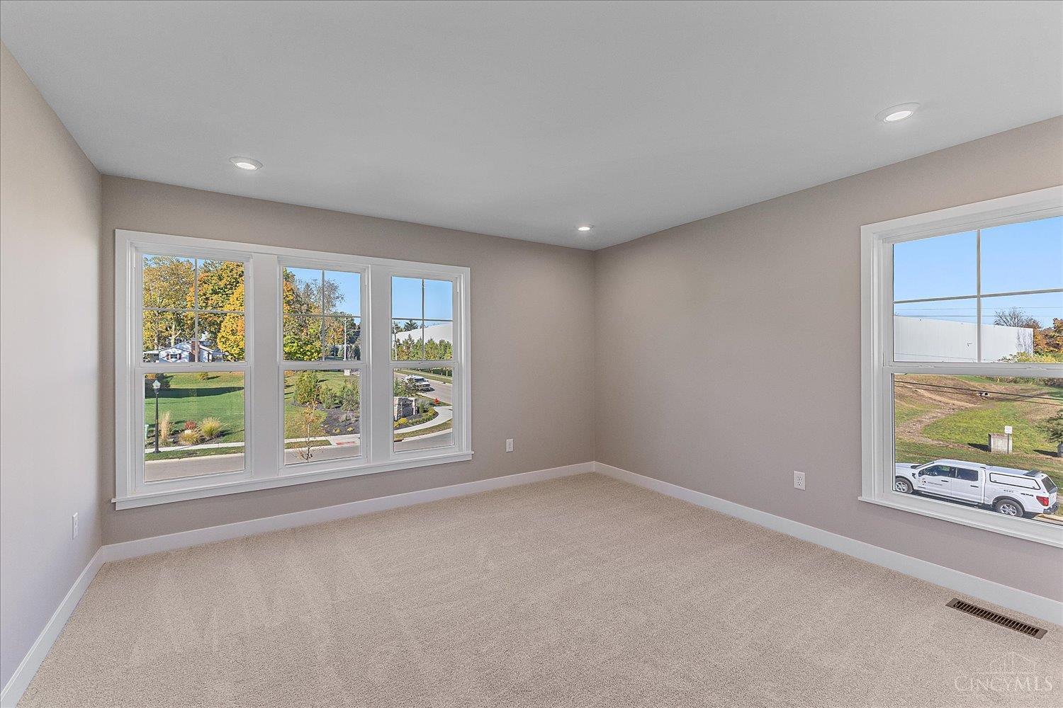 10 Wadestone Lane Property Photo 22