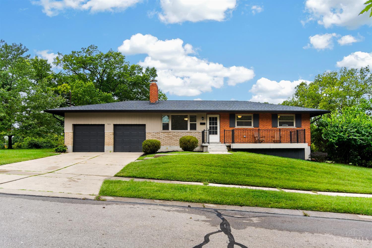 9031 Rolling Lane Property Photo