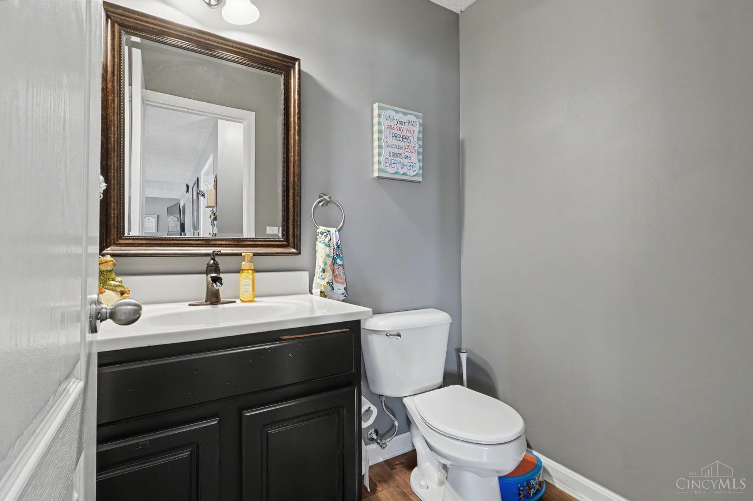 2057 River Birch Drive Property Photo 8